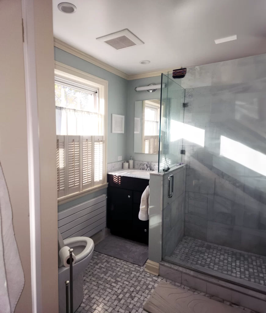 Local Bathroom Remodeling Contractor